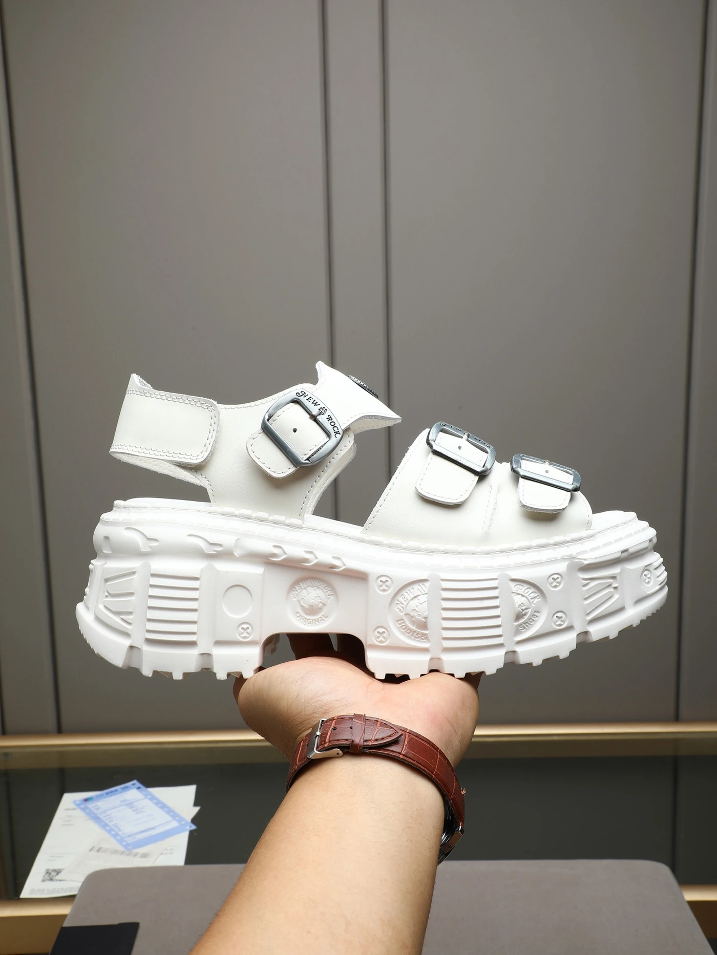 lm-sho-0493