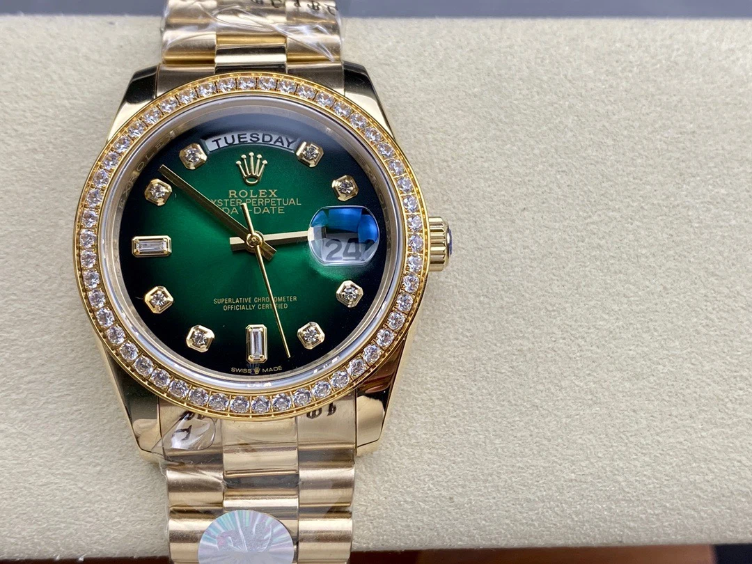 P640 Rolex Datejust 36mm Dual Calendar - Watch Item